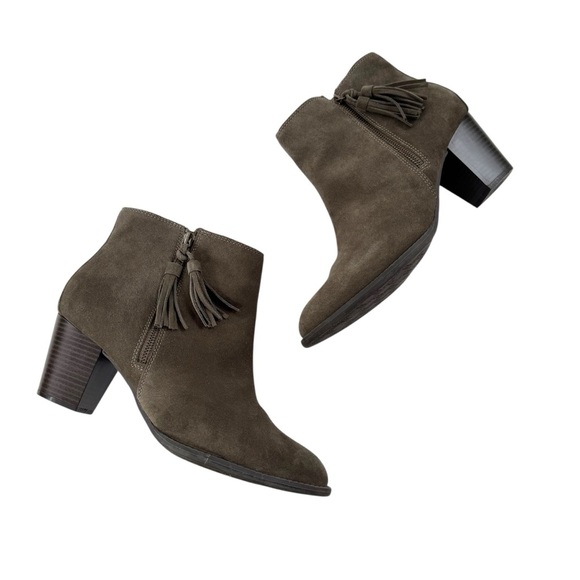 Vionic Waterproof Madeline Greige Suede Ankle Boot Bootie with Tassel Size 11 - Picture 10 of 13